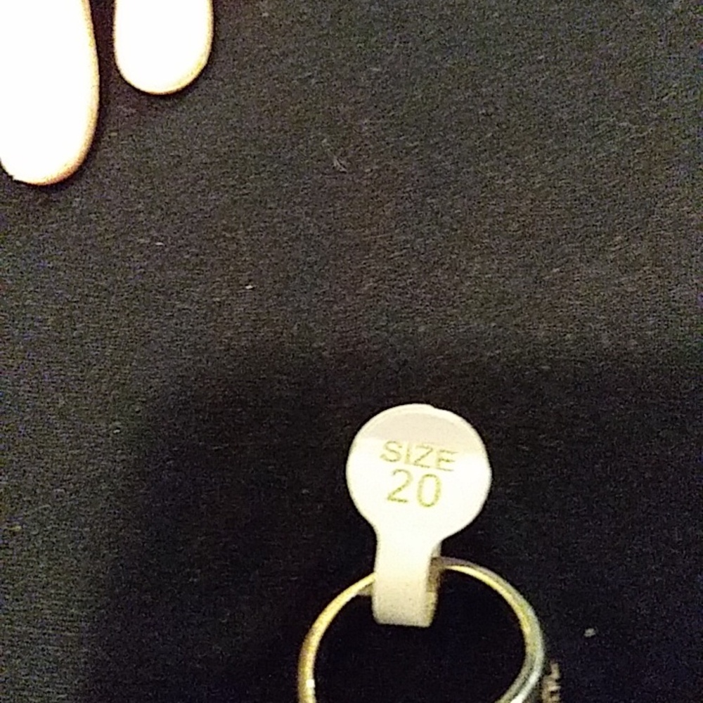 Ring - Picture 2 of 2